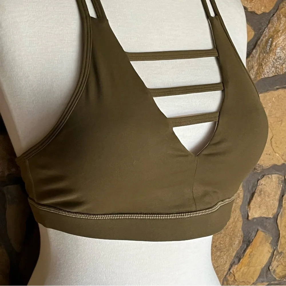 Like New!! Women's Zyia Active Olive Green Grid Sports Bra - Size Large - Picture 6 of 16